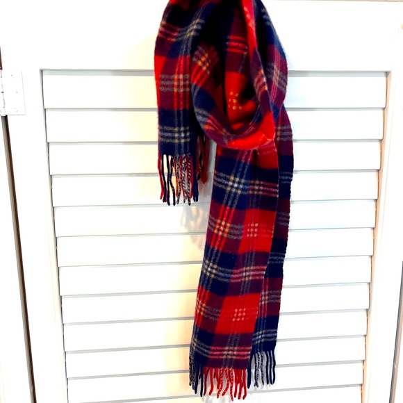 100% Cashmere Blue and Red Plaid Winter Scarf - Picture 2 of 7